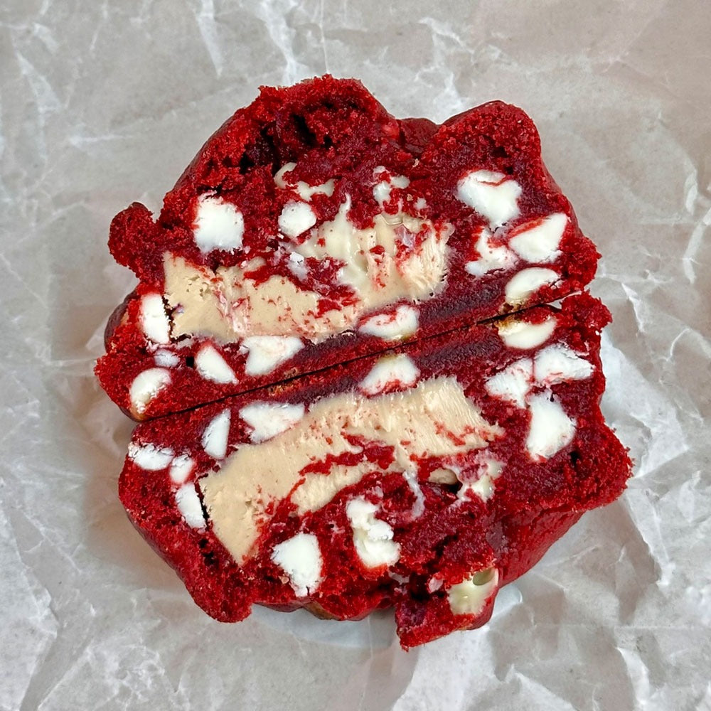 Red Velvet White Hazelnut Cream 