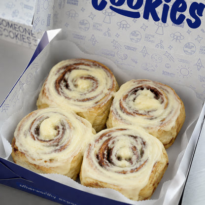 Cinnamon Roll Box